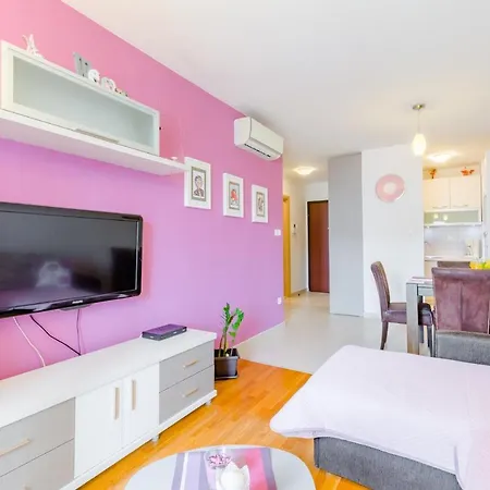 Mountain View Apartment