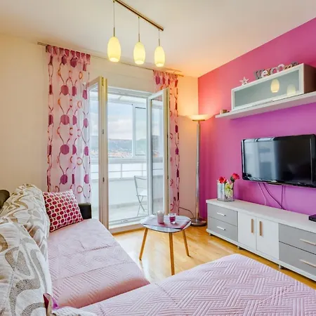 Апартаменти Mountain View Спліт