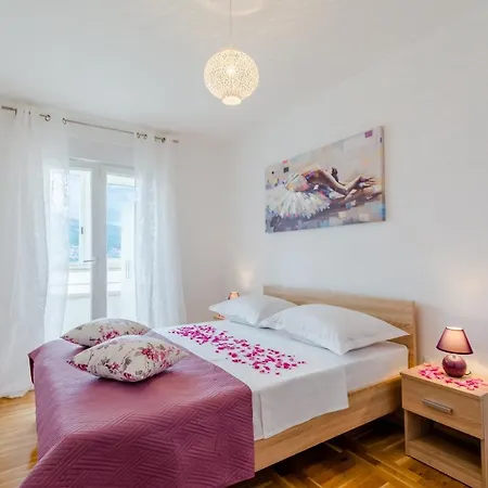 Mountain View Apartament